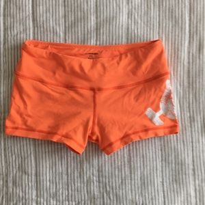 Wodbottom training booty shorts